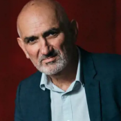 Blog Post : Paul Kelly's 'How To Make Gravy' Is Set To Become A Christmas Film 