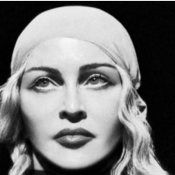 Blog Post : Madonna Talks New ‘Frozen’ Remix, DM-ing Producers, Afrobeats and Making ‘Ray of Light 