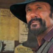 Blog Post : Tim McGraw Says Faith Hill Had to Remind Him to Shower While Shooting ‘1883’ 